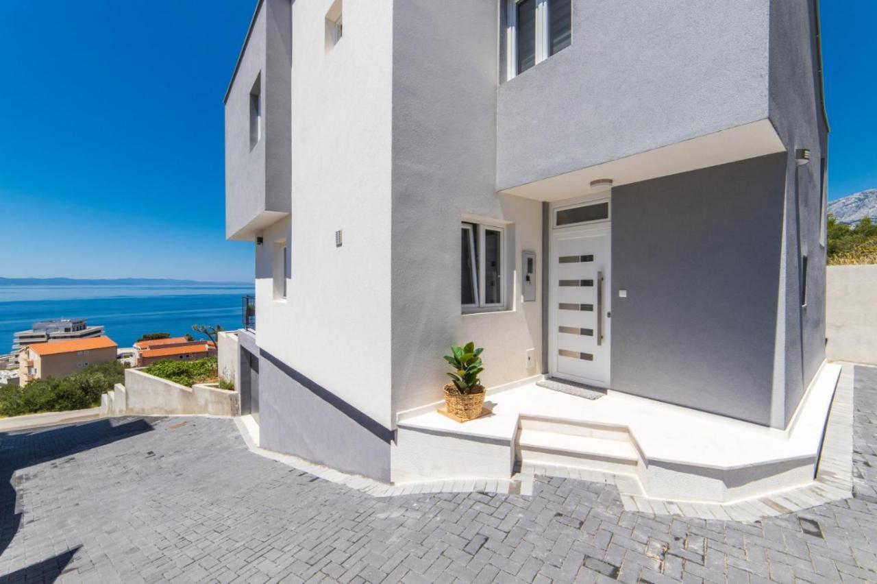 Luxury Holiday Home Dioniz Подгора Экстерьер фото