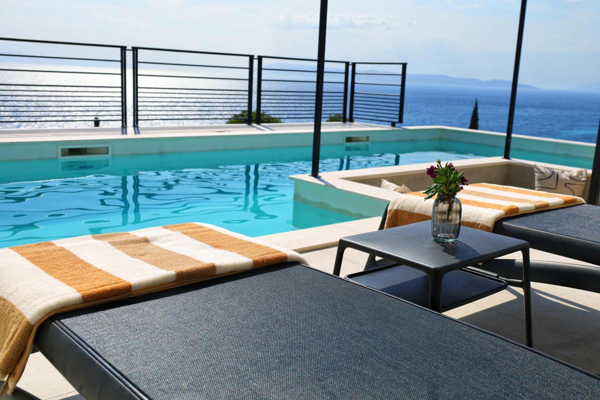 Luxury Holiday Home Dioniz Подгора Экстерьер фото